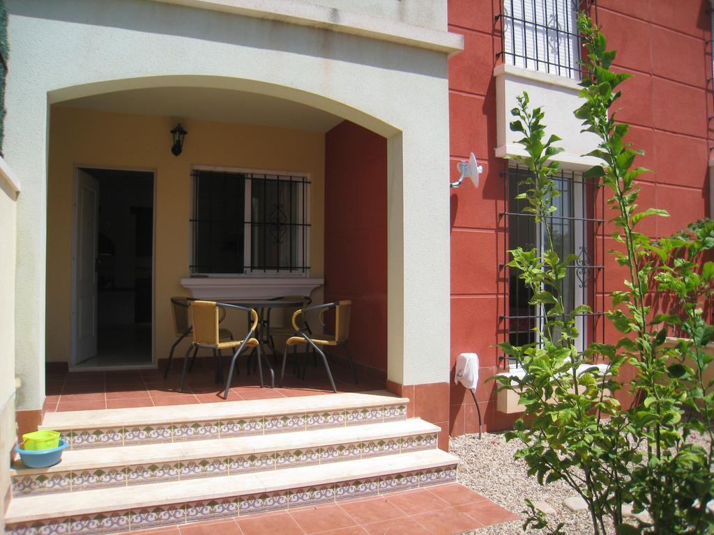 Bungalow Altos De La Bahia Торевиеха Стая снимка