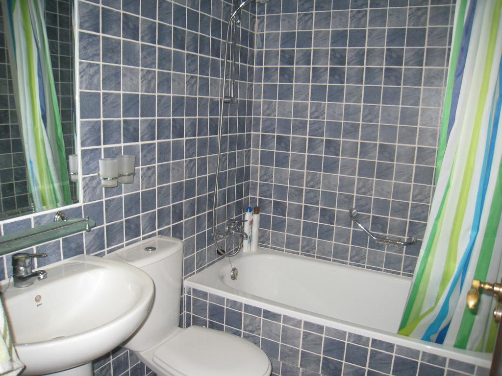 Bungalow Altos De La Bahia Торевиеха Стая снимка